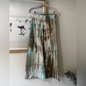 Tie-Dye Low- Rise, Wide Leg Pants in Teal, Brown & White